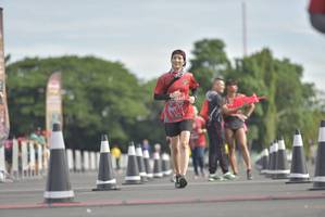 BIB: 0037
                            <button type="button" onclick="openModal(4923502)" class="btn btn-primary btn-sm float-right btn-popup" data-toggle="modal" data-target=".modal-high-quality">
                        <i class="fas fa-shopping-cart"></i> Add to Cart
                    </button>
                                            <button type="button" onclick="isThisMe(4923502, true)" class="btn btn-success btn-sm float-right btn-popup btn-isme hidden" data-toggle="tooltip" data-placement="bottom" title="นี่คือรูปของคุณใช่ไหม คลิกที่นี่เพื่อเอาเข้าอัลบั้ม">
                        <i class="fas fa-plus"></i> Add to album
                    </button>
                    <button type="button" onclick="isThisMe(4923502, false)" class="btn btn-warning btn-sm float-right btn-popup btn-isnotme hidden">
                        <i class="fas fa-ban"></i> Remove from album
                    </button>